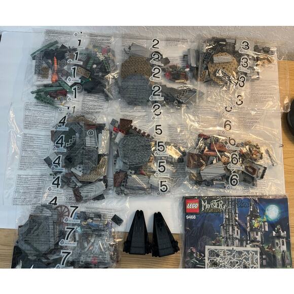 Lego Monster Fighters 9468 Vampyre Castle New NO Box 100% Complete Sealed Packs - Picture 3 of 16